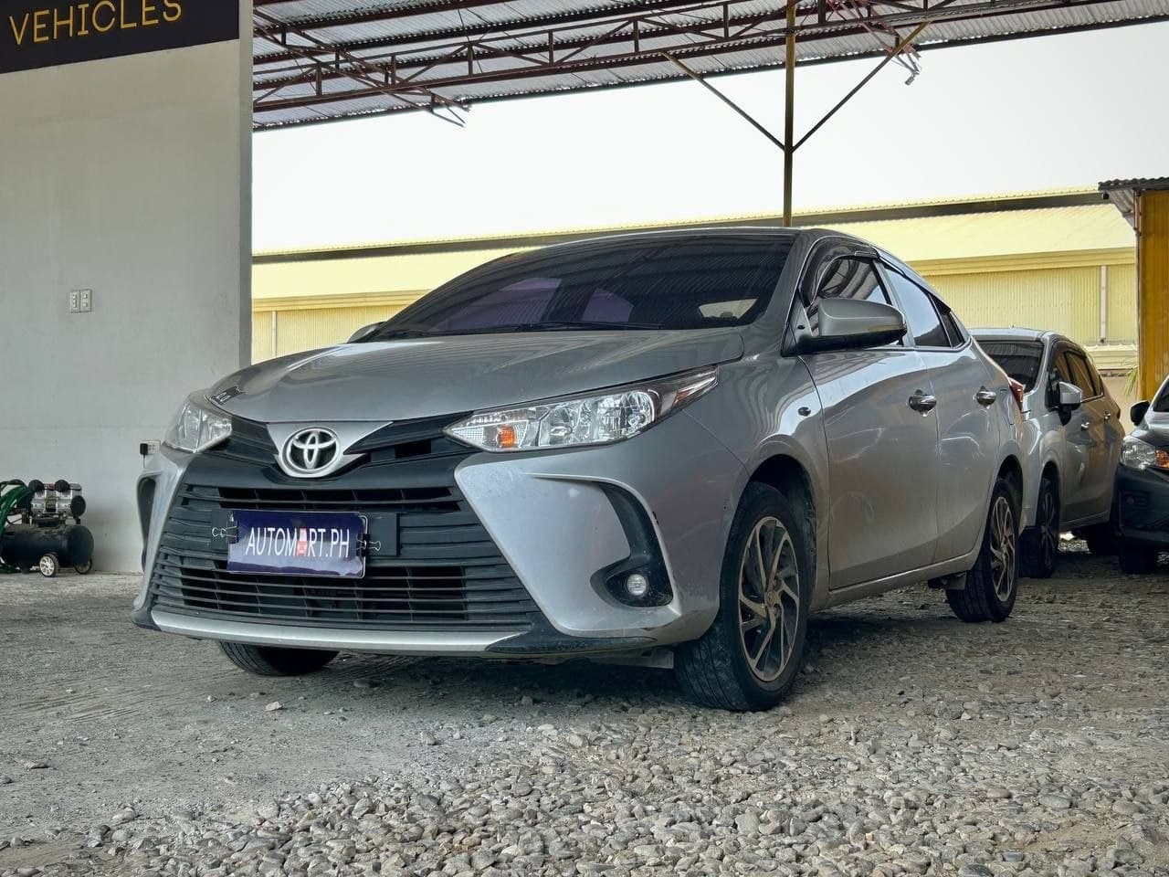 Car gallery image