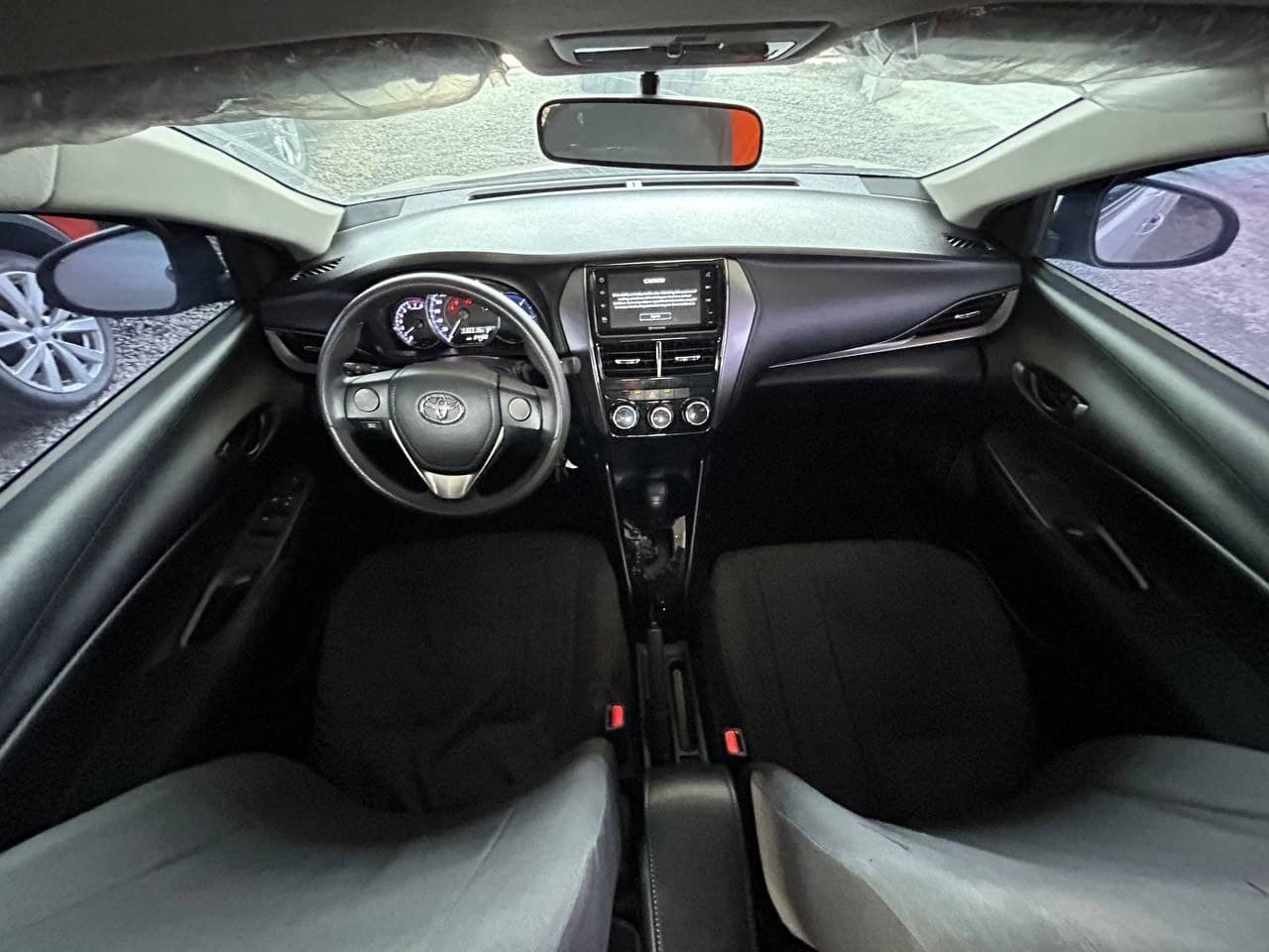 Car gallery image