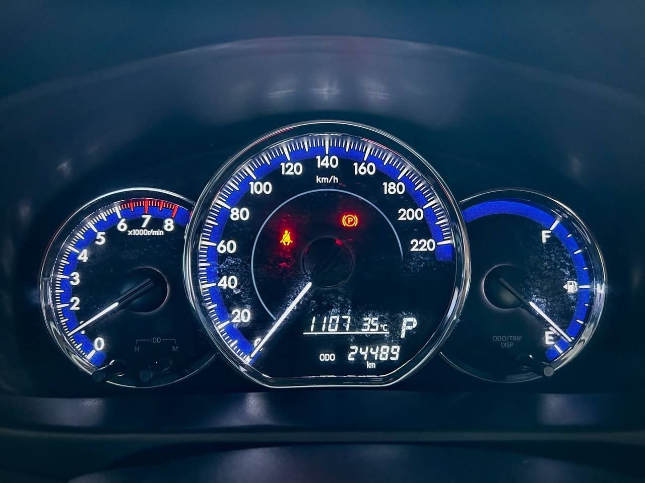 Car gallery image