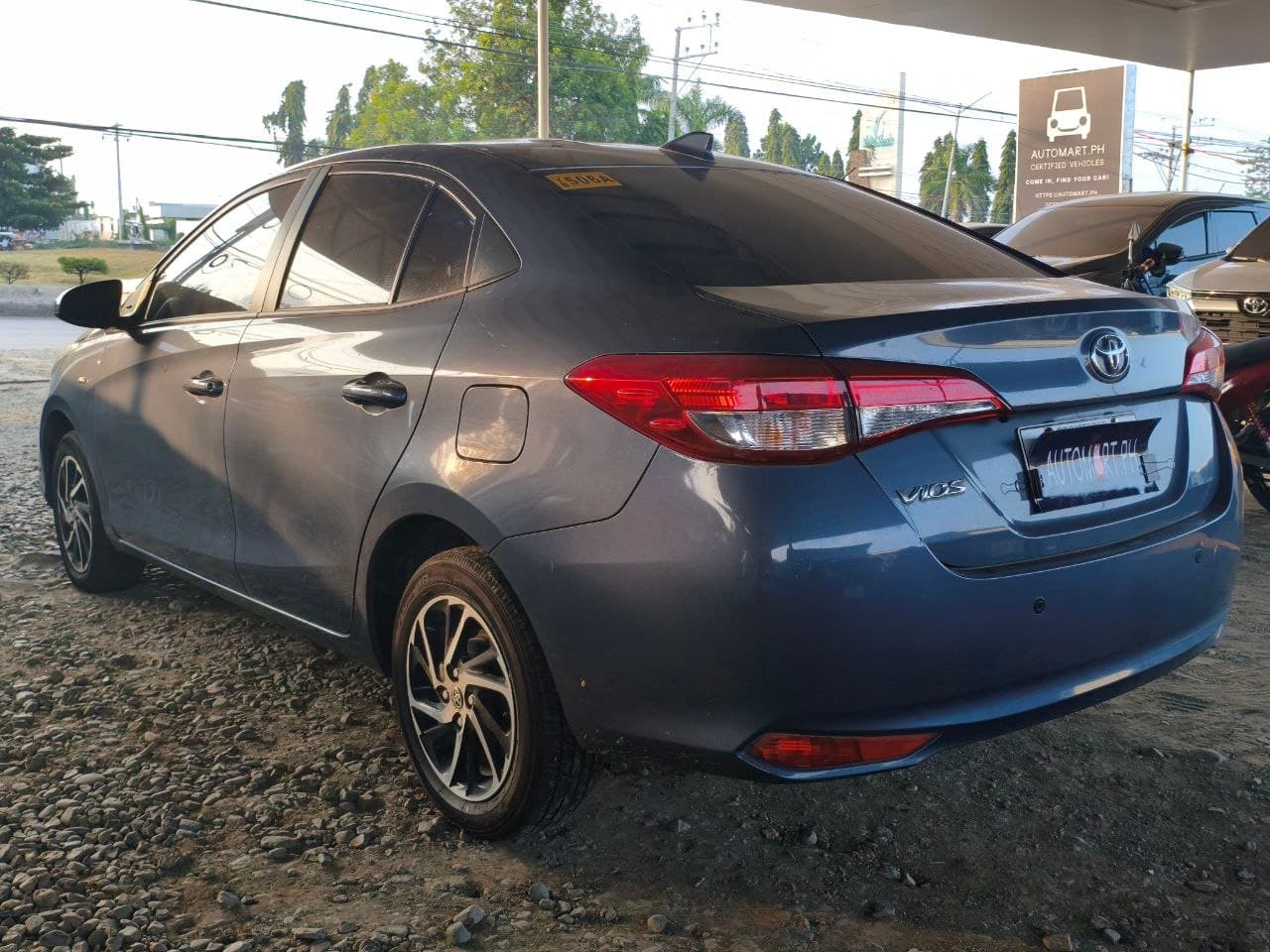 Car gallery image
