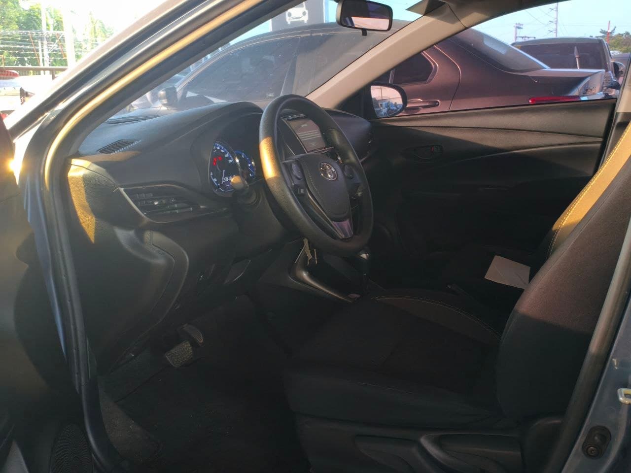 Car gallery image