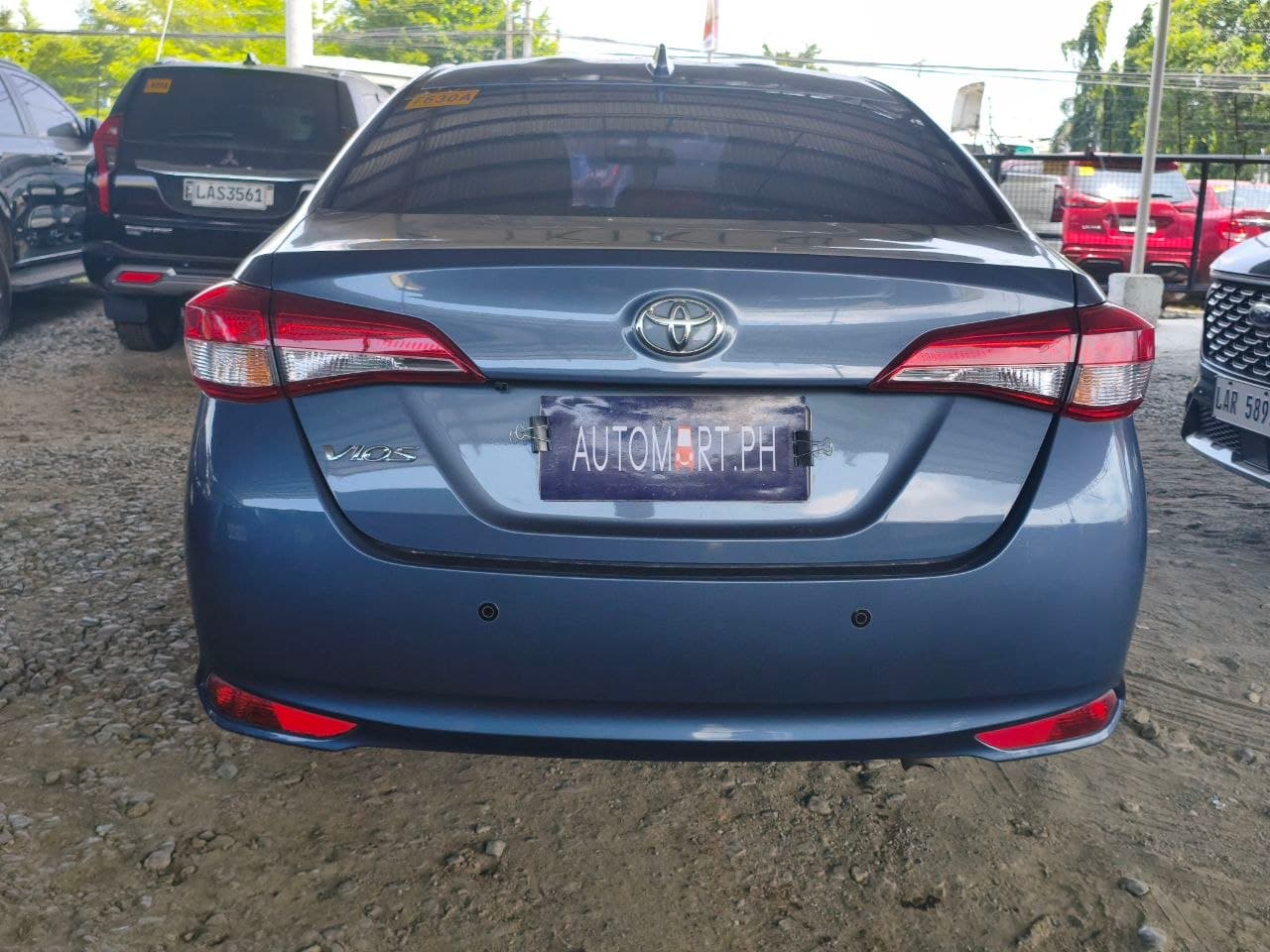 Car gallery image