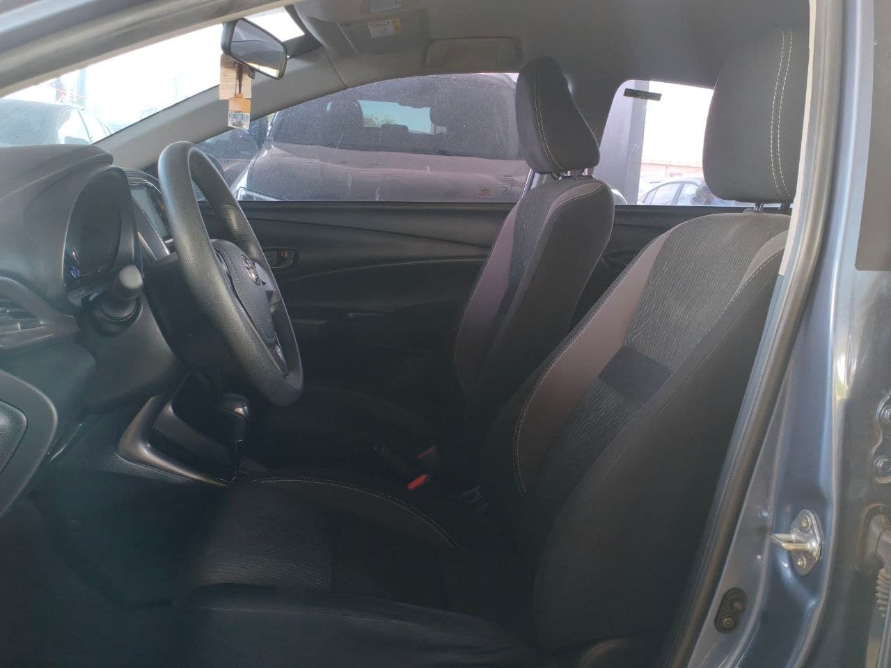 Car gallery image