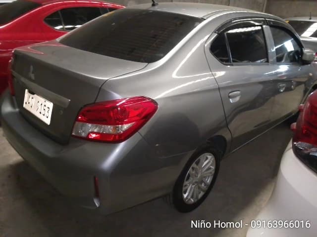 Car gallery image
