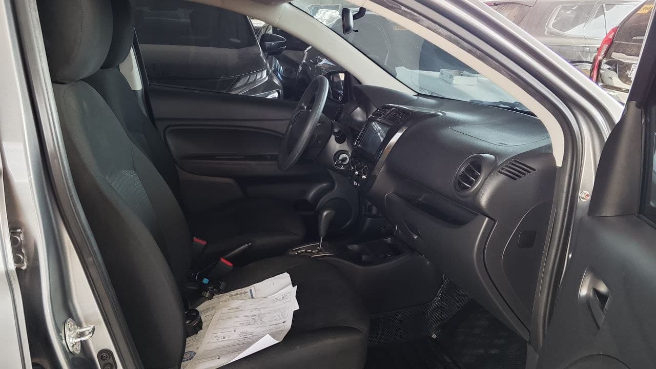 Car gallery image