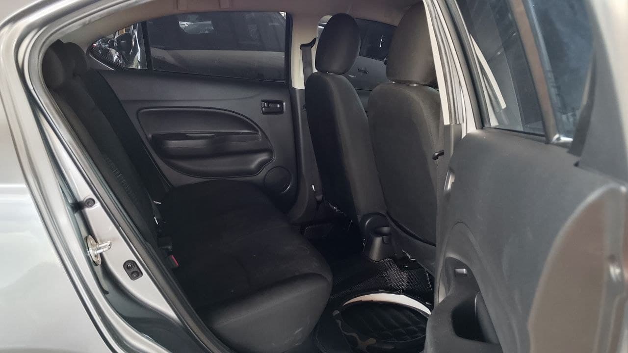Car gallery image