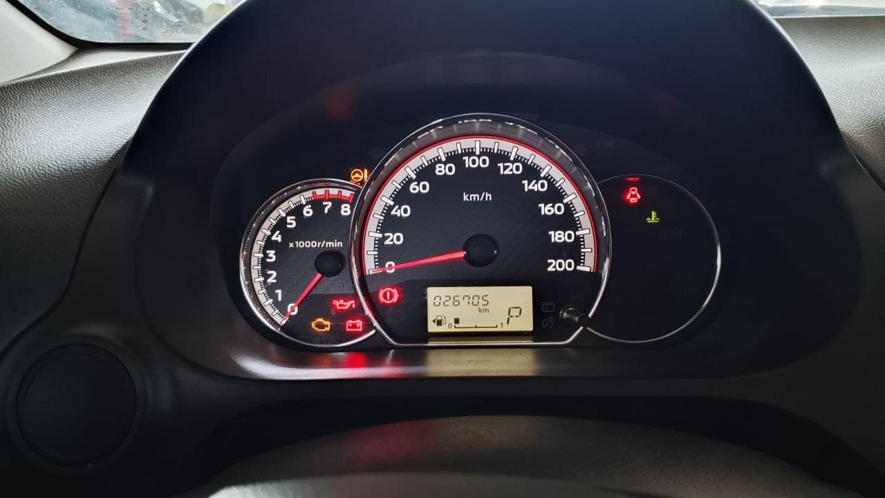 Car gallery image