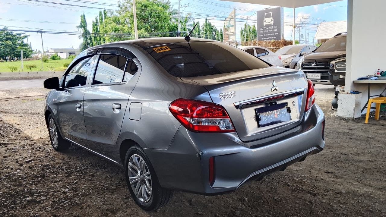 Car gallery image