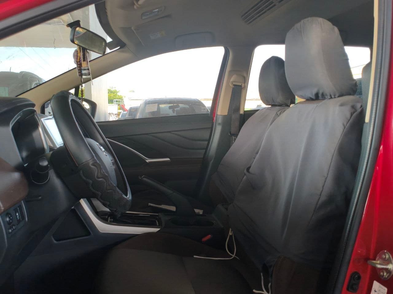 Car gallery image