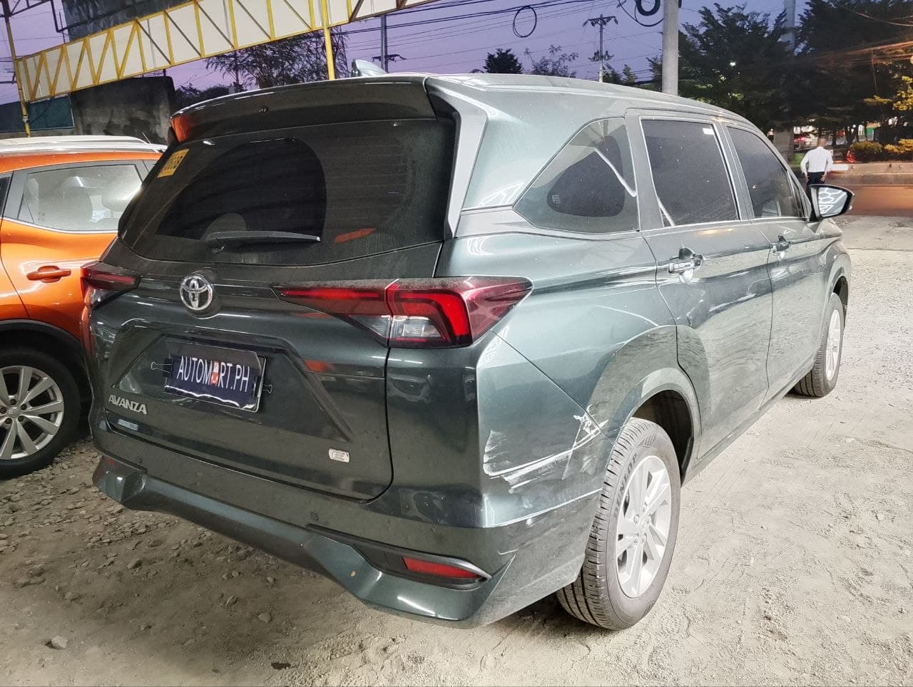 Car gallery image