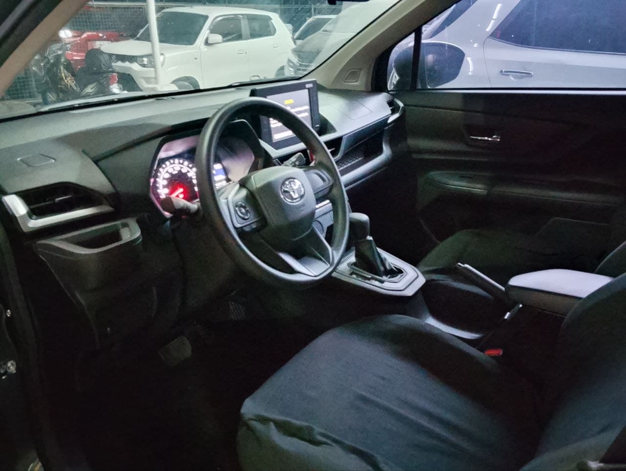 Car gallery image