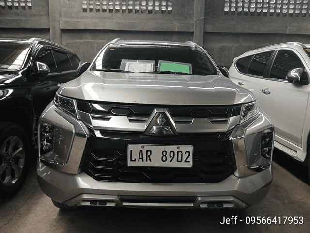 Car gallery image