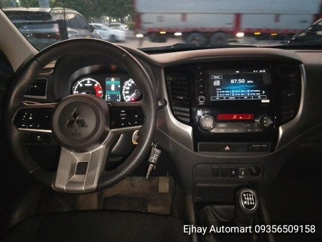 Car gallery image