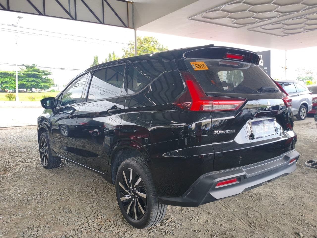 Car gallery image