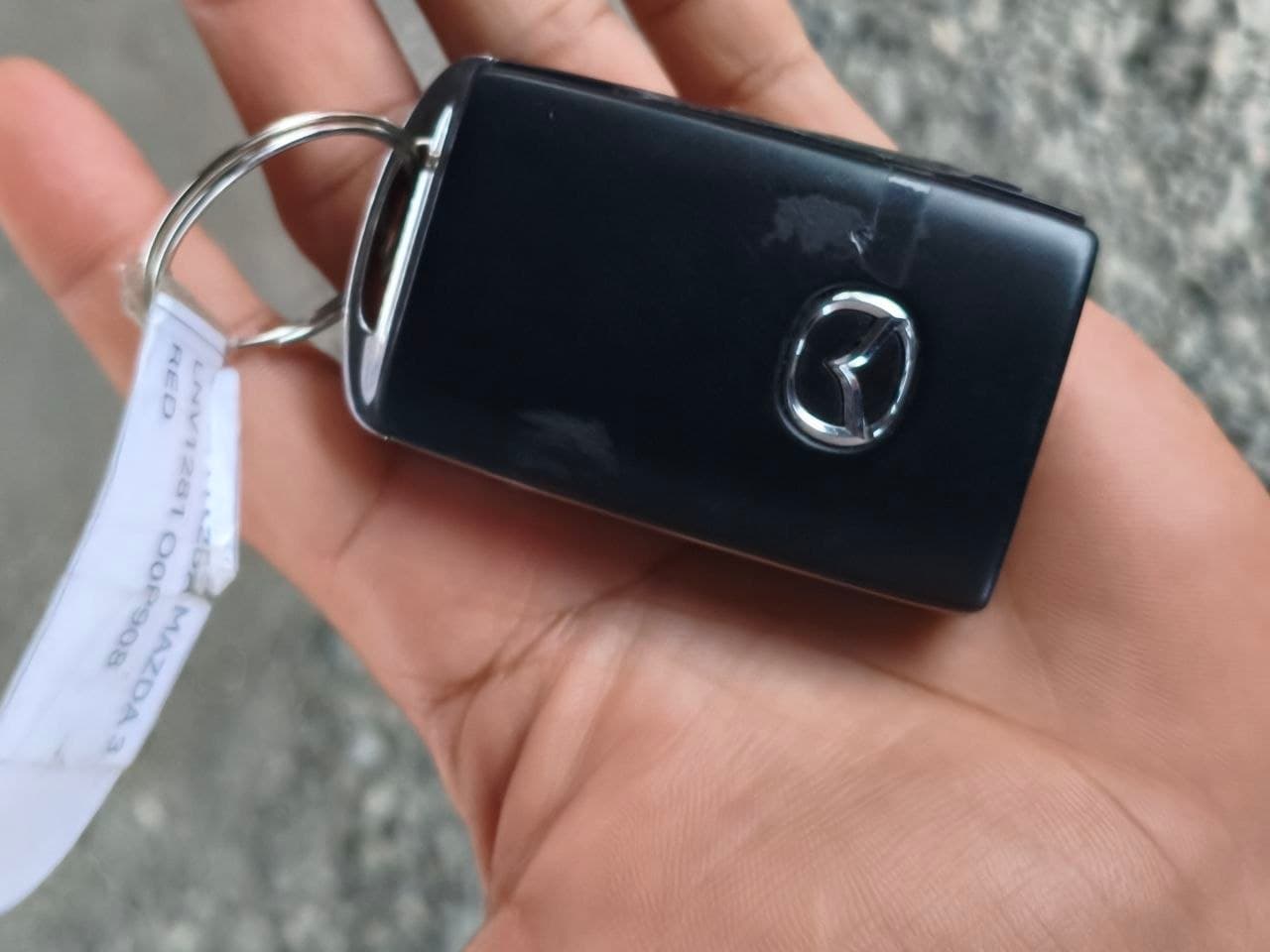 Car gallery image