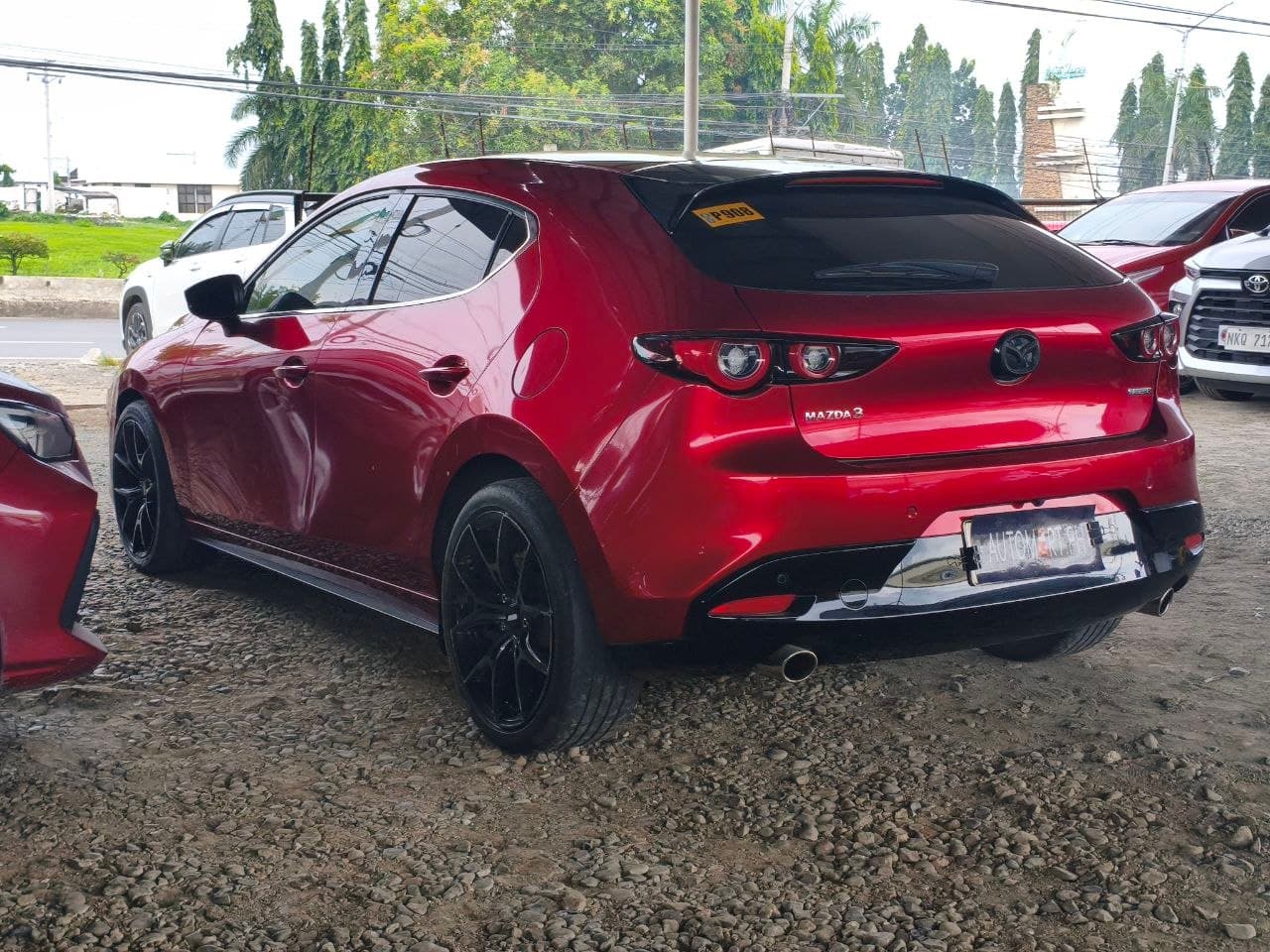 Car gallery image