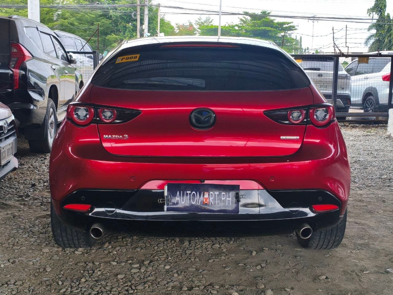 Car gallery image