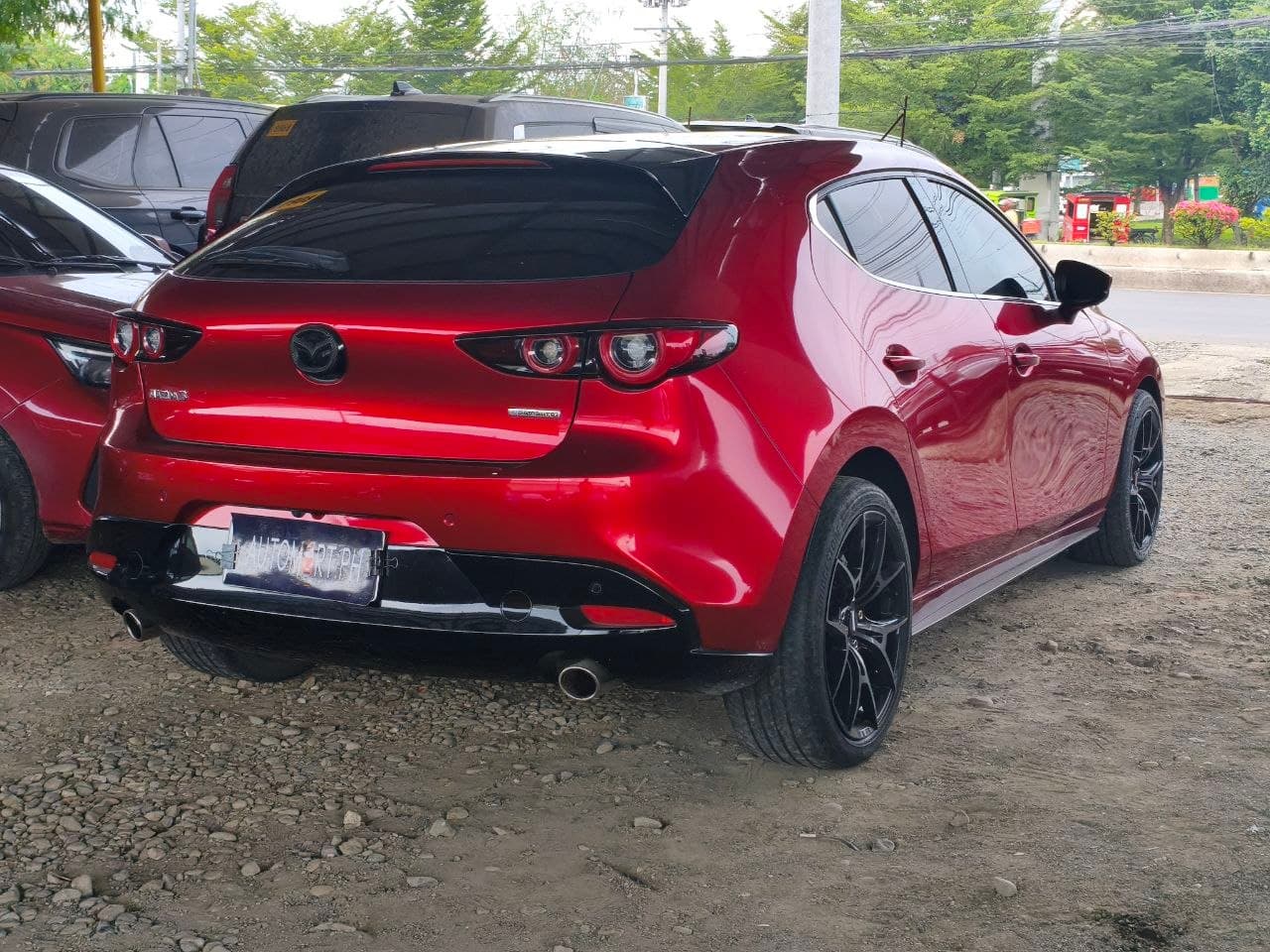 Car gallery image