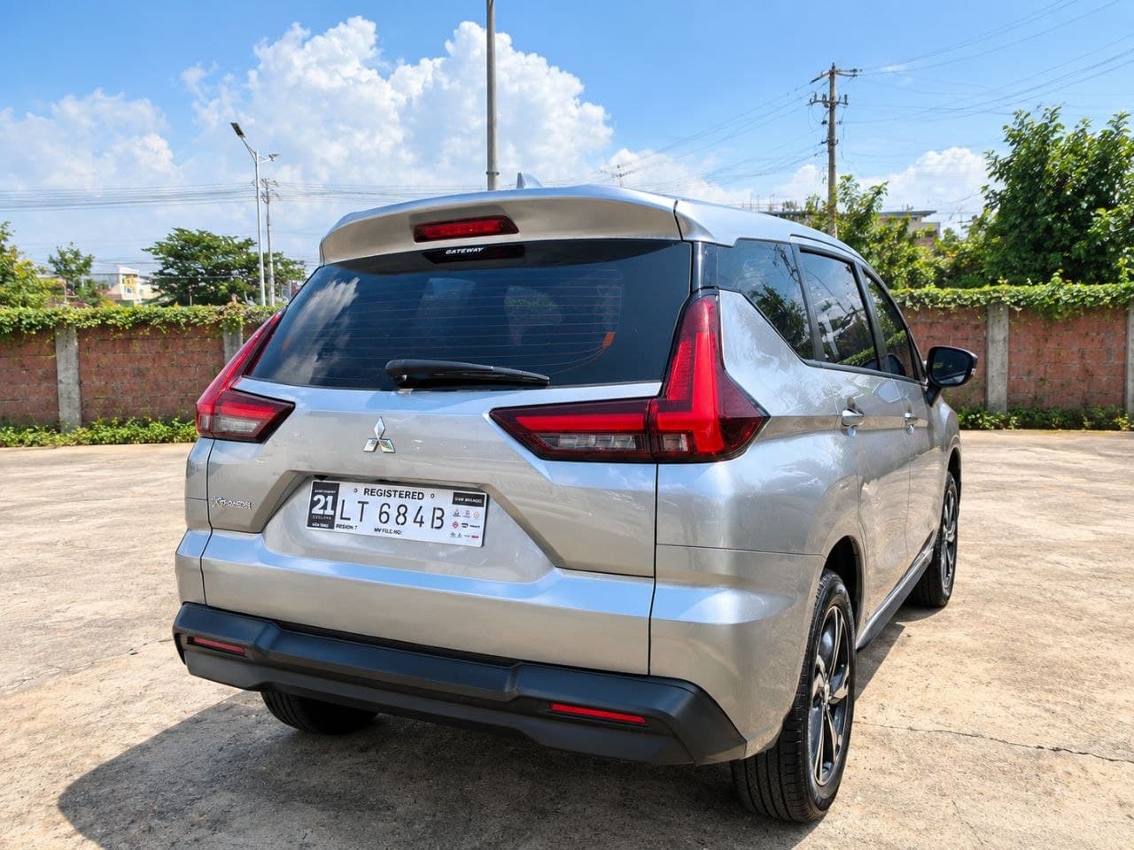 Car gallery image