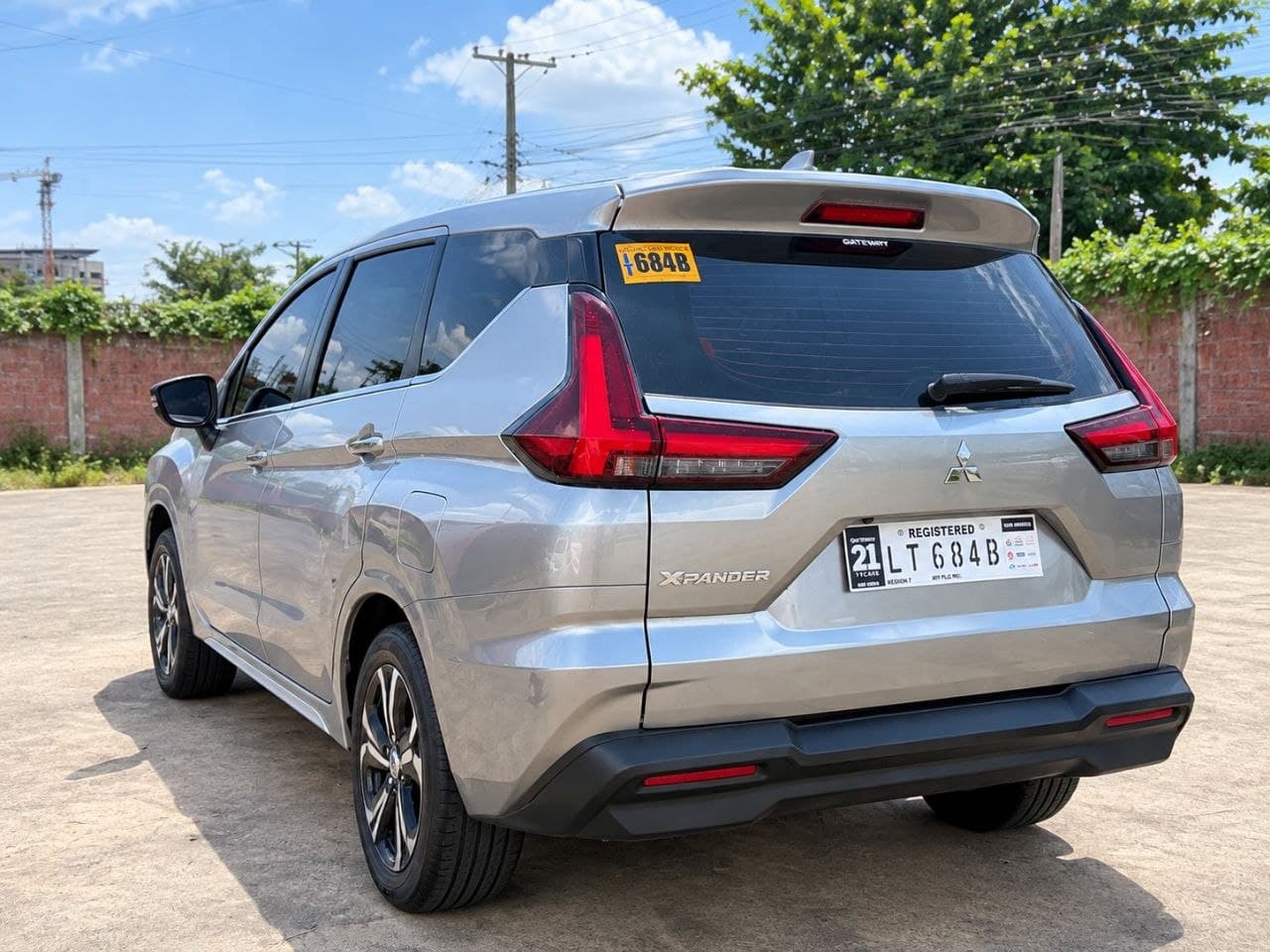 Car gallery image