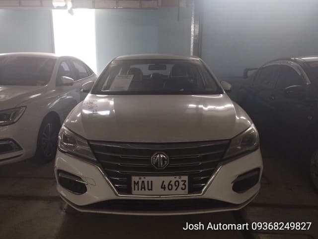 Car gallery image