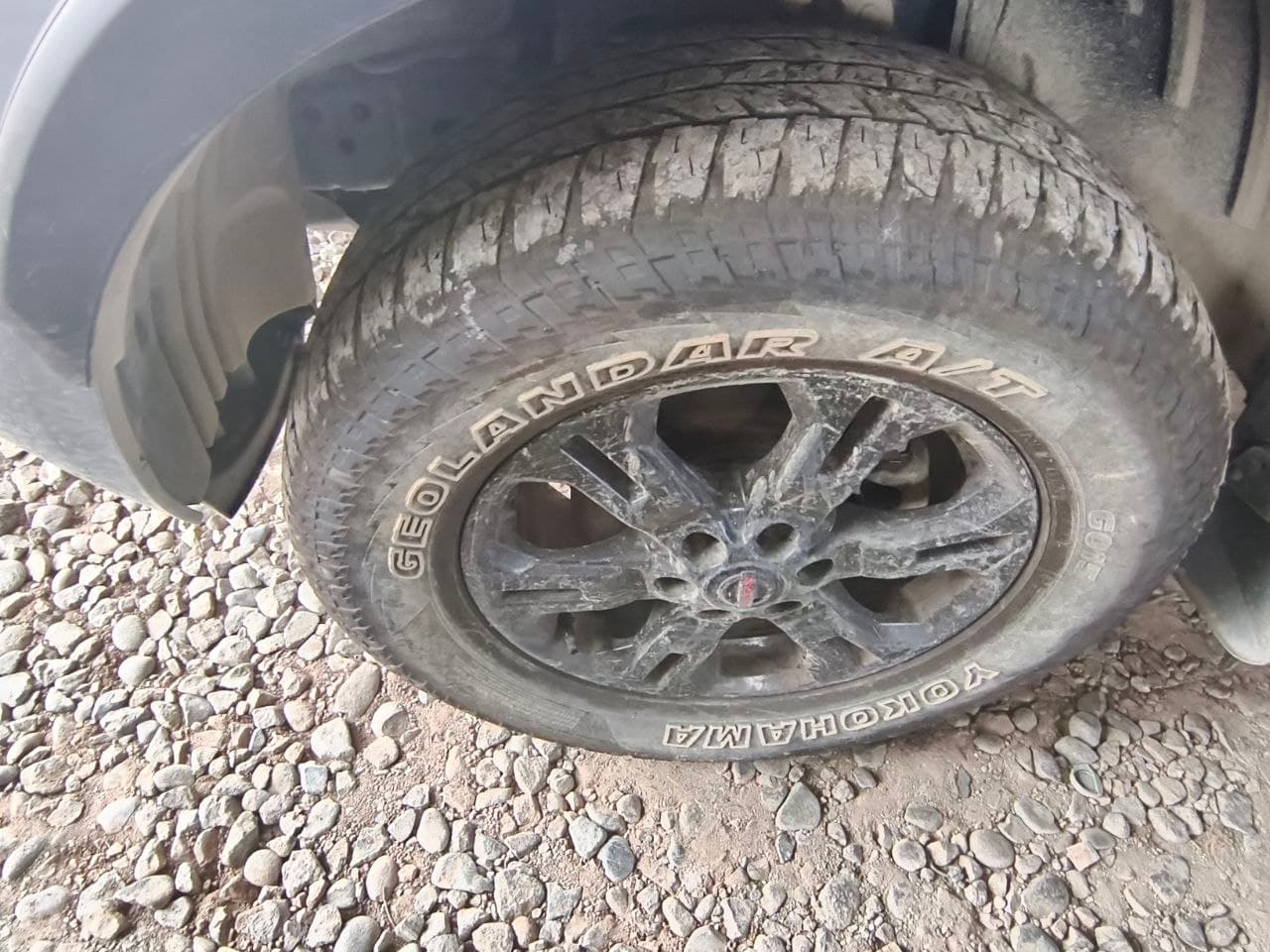 Car gallery image