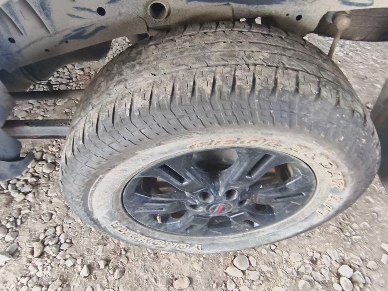 Car gallery image