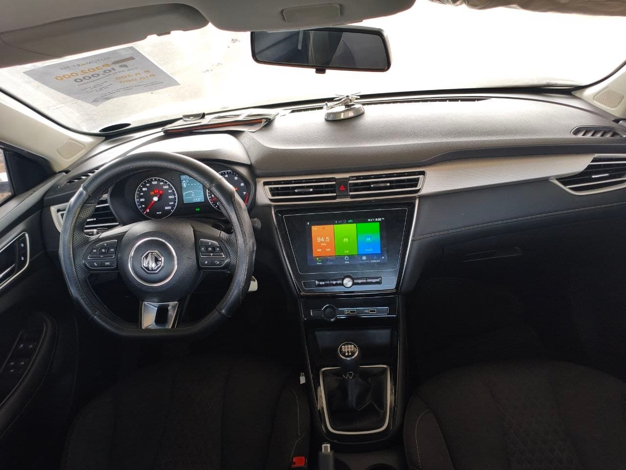 Car gallery image