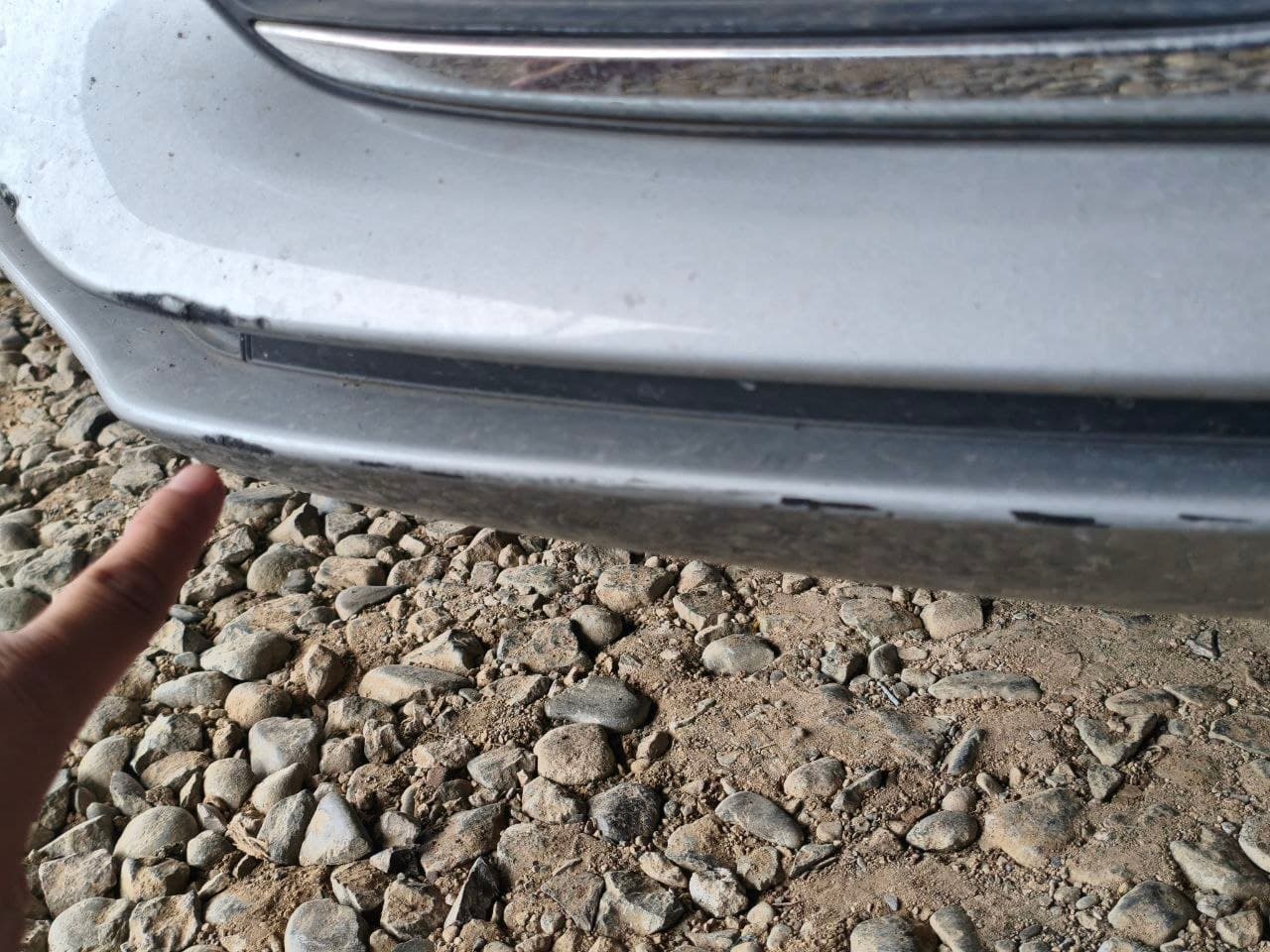Car gallery image
