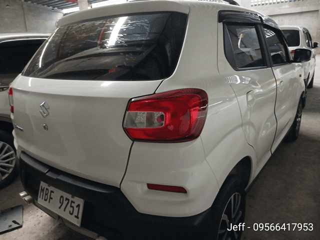 Car gallery image