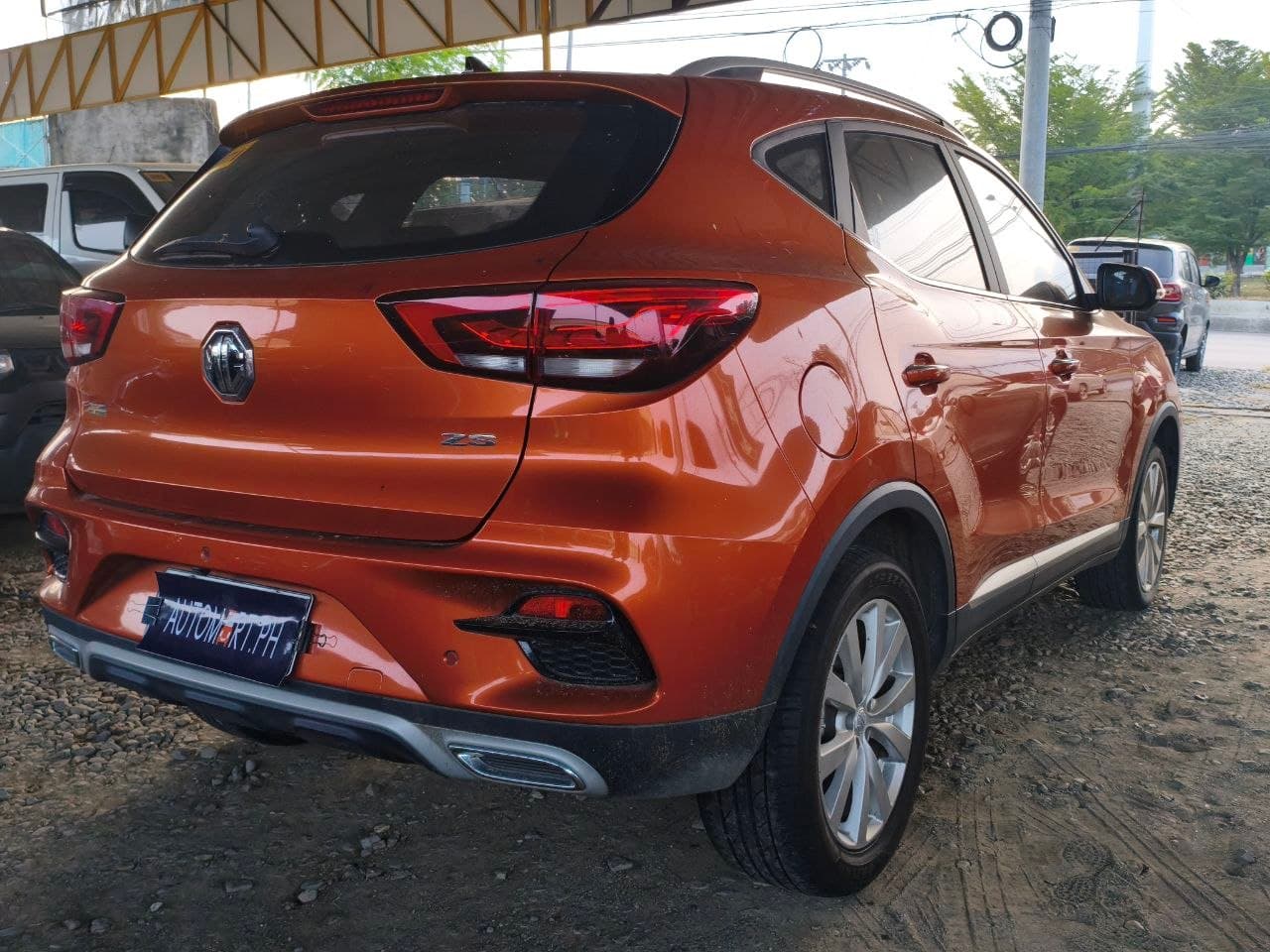 Car gallery image