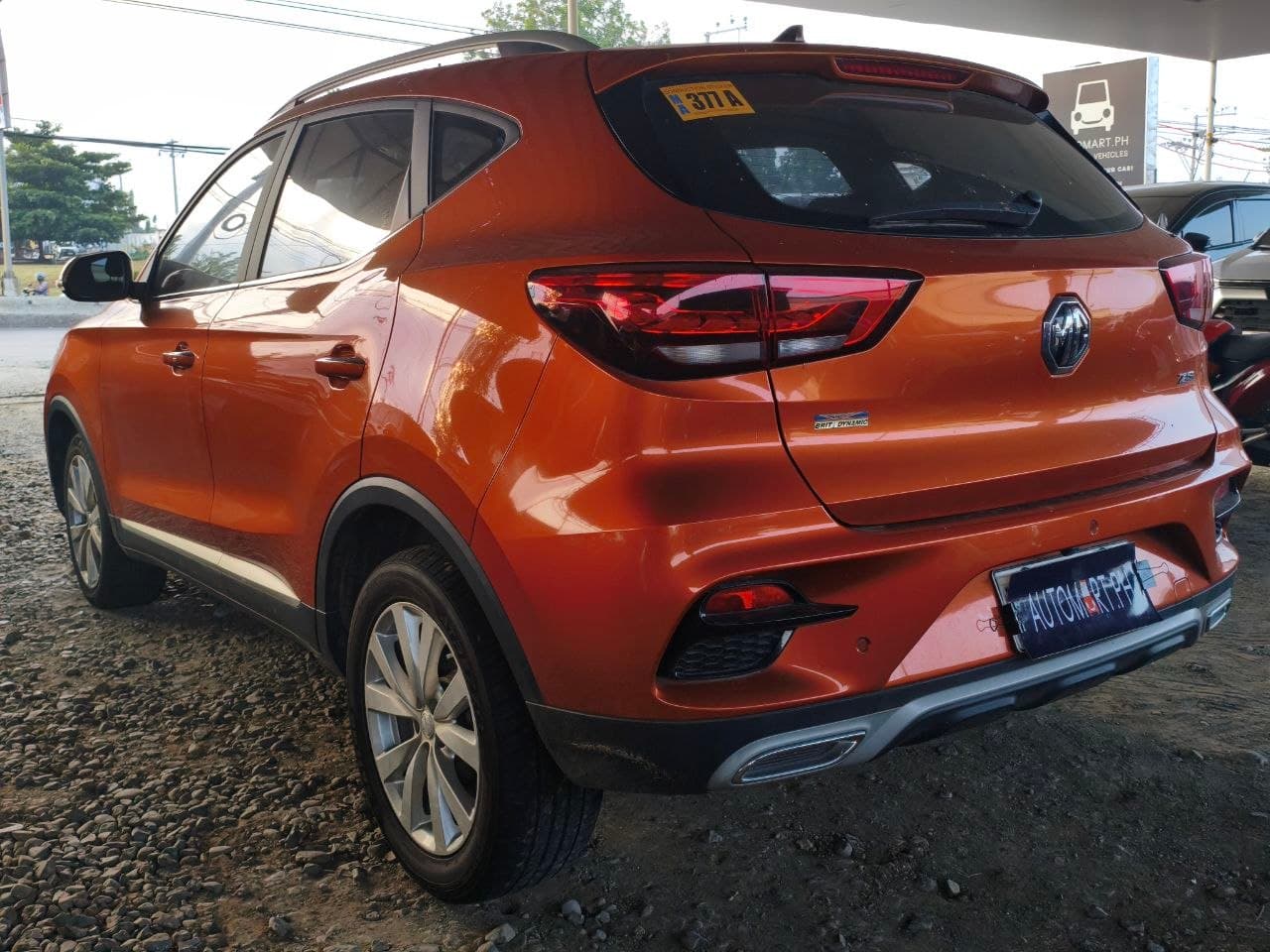Car gallery image