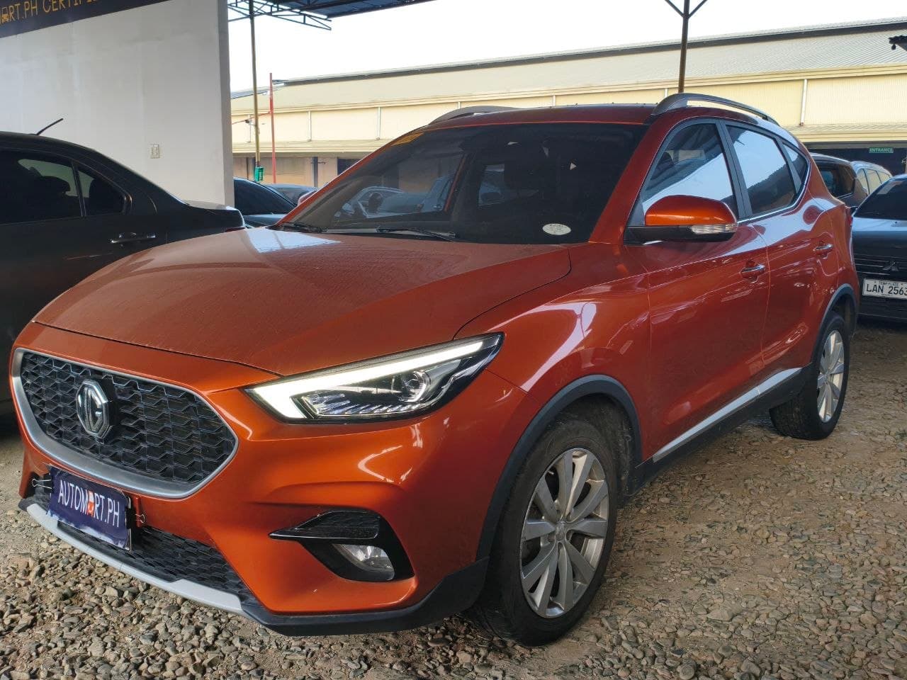 Car gallery image