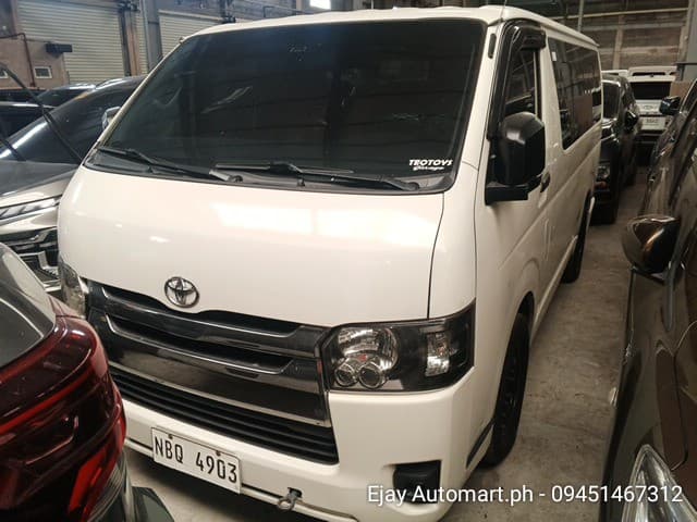 Car gallery image