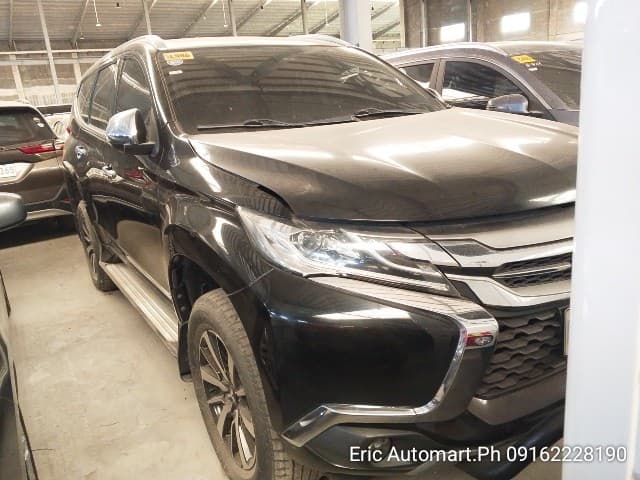 Car gallery image