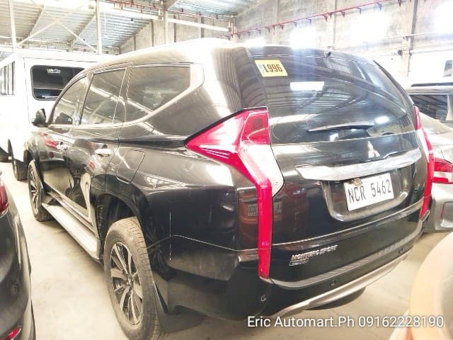 Car gallery image