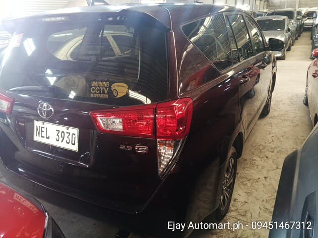 Car gallery image