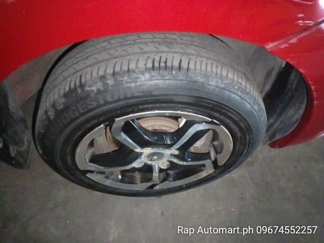 Car gallery image
