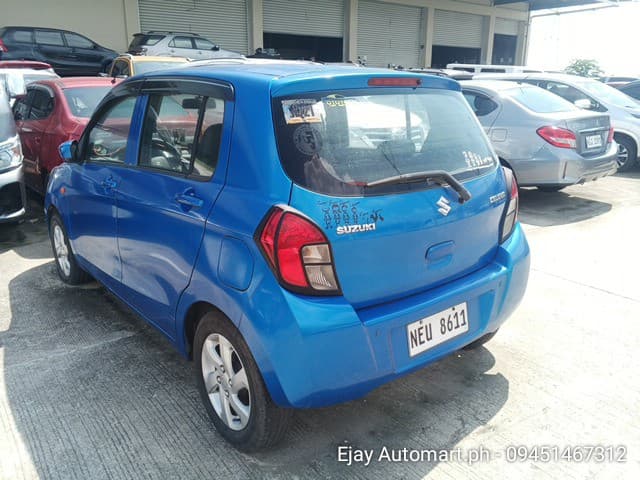 Car gallery image