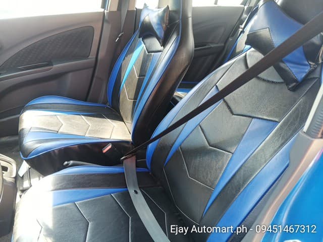 Car gallery image