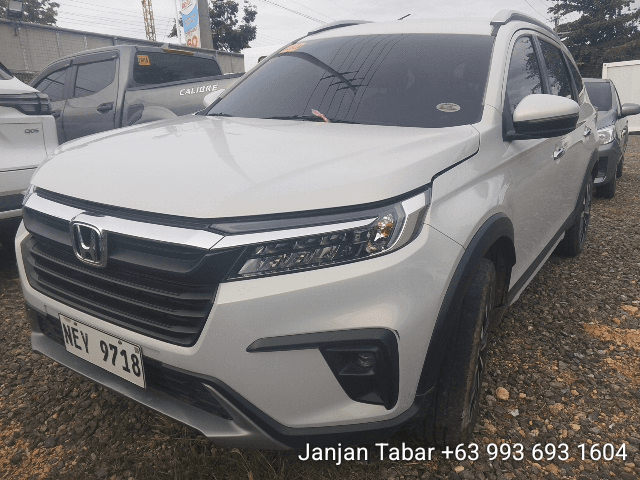 Car gallery image
