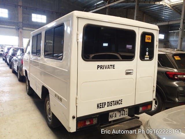 Car gallery image