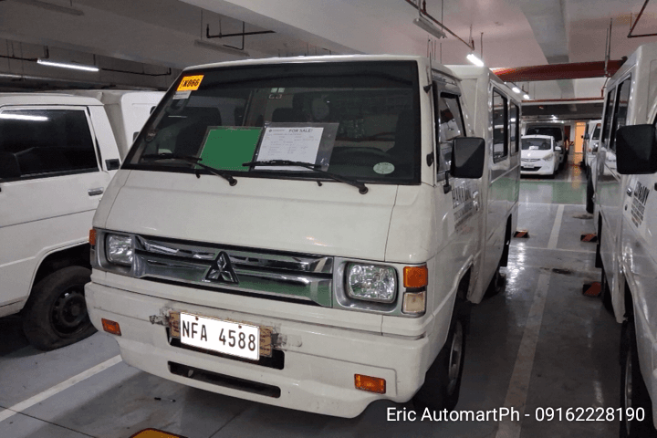 Car gallery image
