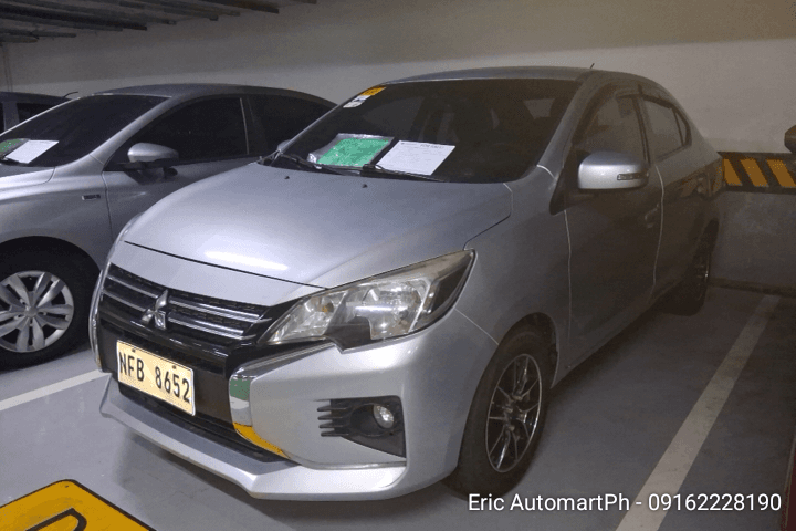 Car gallery image