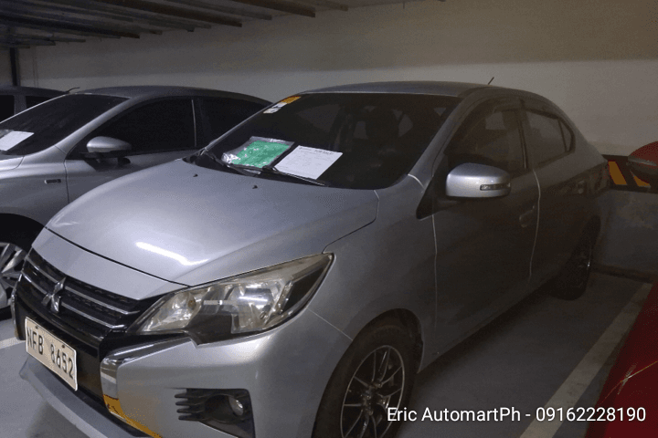 Car gallery image
