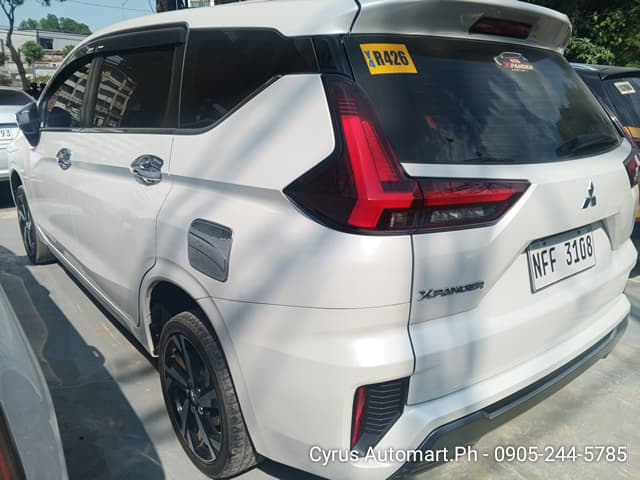 Car gallery image