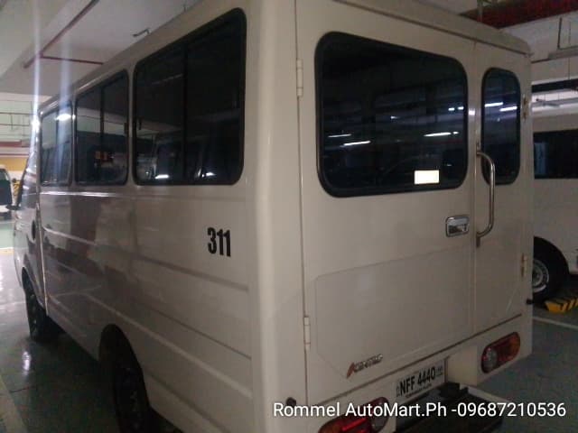Car gallery image