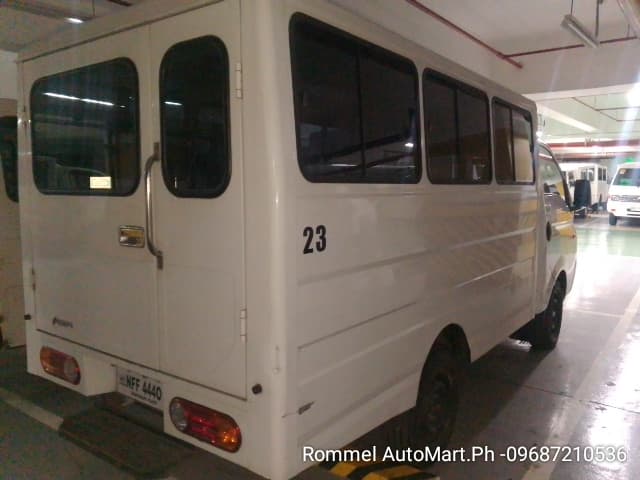 Car gallery image
