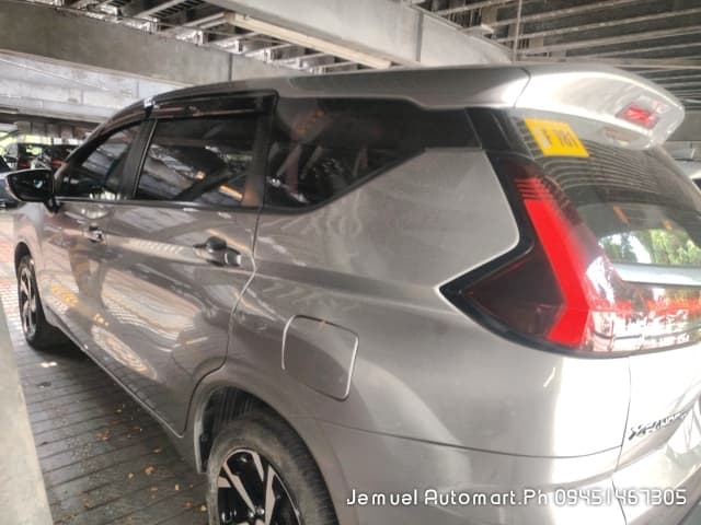 Car gallery image