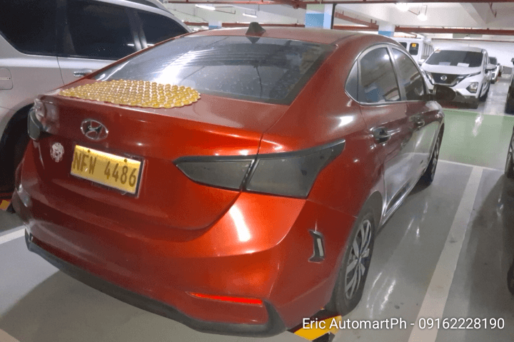 Car gallery image